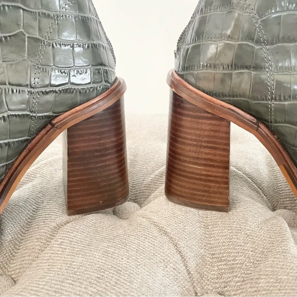 Topshop Dark Green Croc-Embossed Heeled Boots - Picture 3 of 9